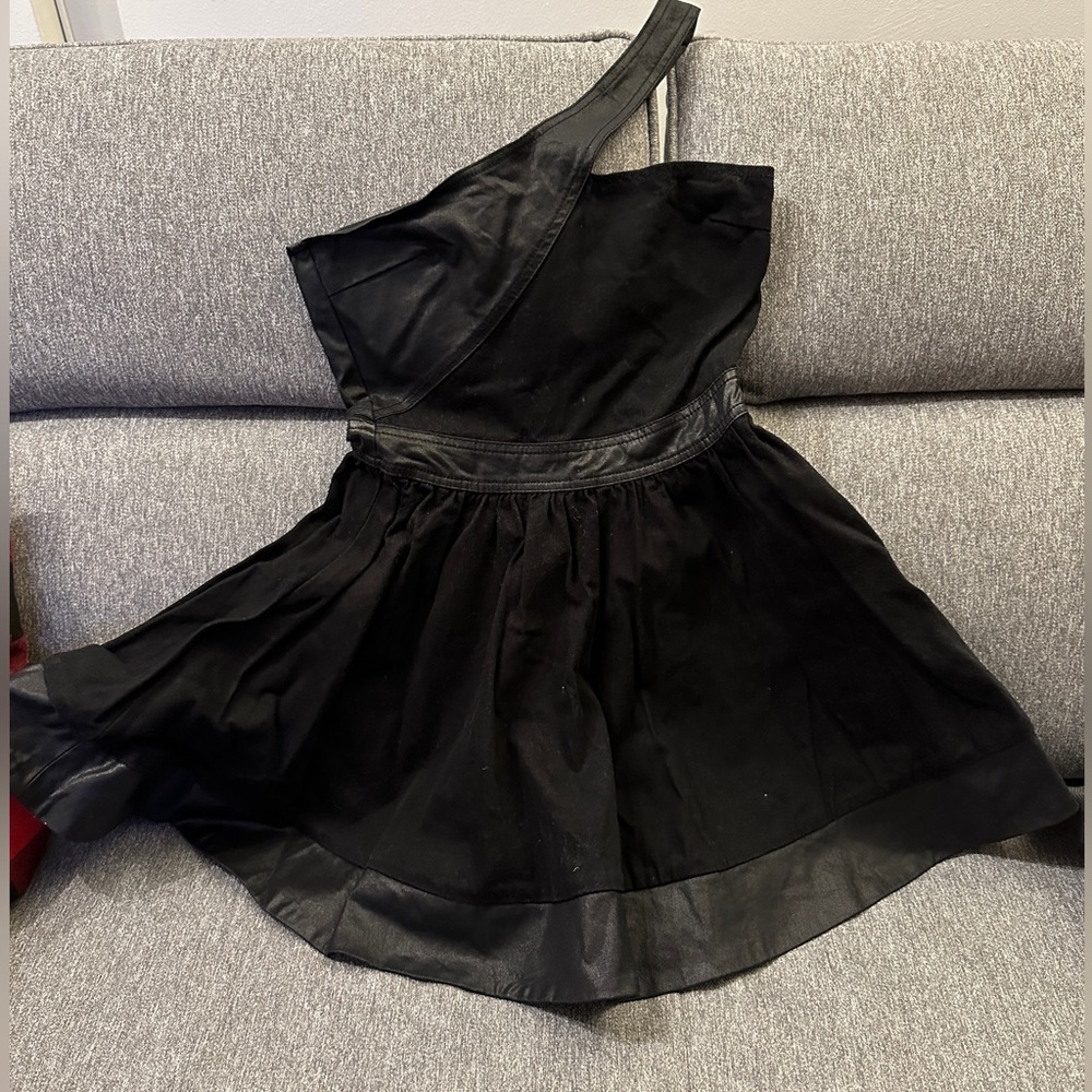 Fun & Flirty LBD 👗